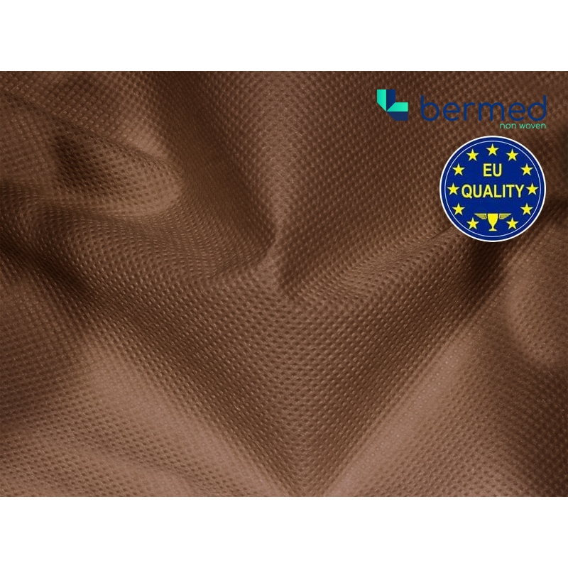 PP NONWOVEN FABRICS  70 G/M2 BROWN 160 CM 250 MB