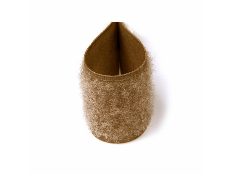 Zipová páska béžová 573 polyester/nylon poutko 25 m Zipová páska béžová 573 polyester/nylon poutko 25 m