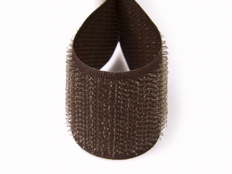 Zipová páska  hnědá 161 polyester/nylon háček 25 m
