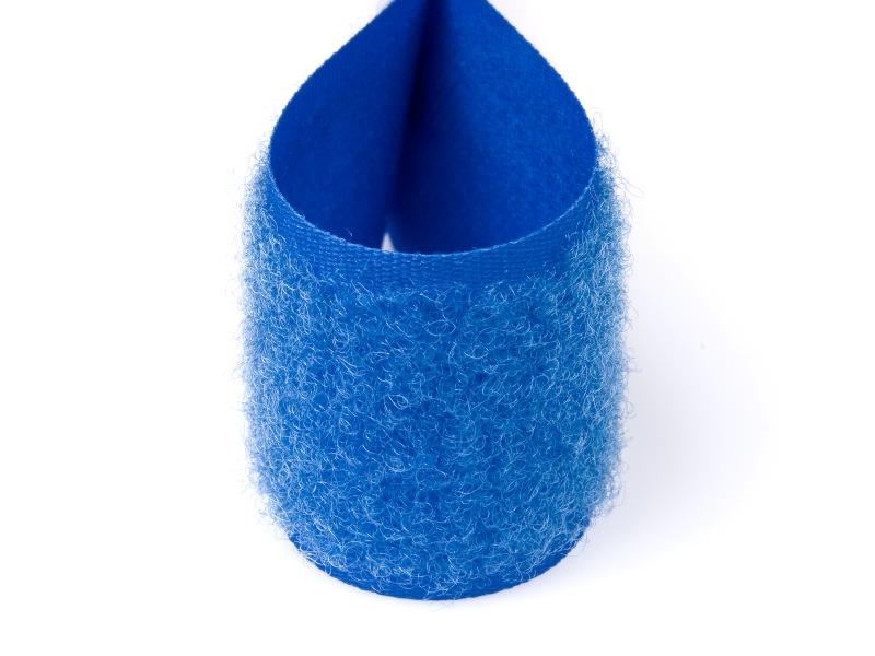 Zipová páska chrpa 918 polyester/nylon poutko 25 m Zipová páska chrpa 918 polyester/nylon poutko 25 m