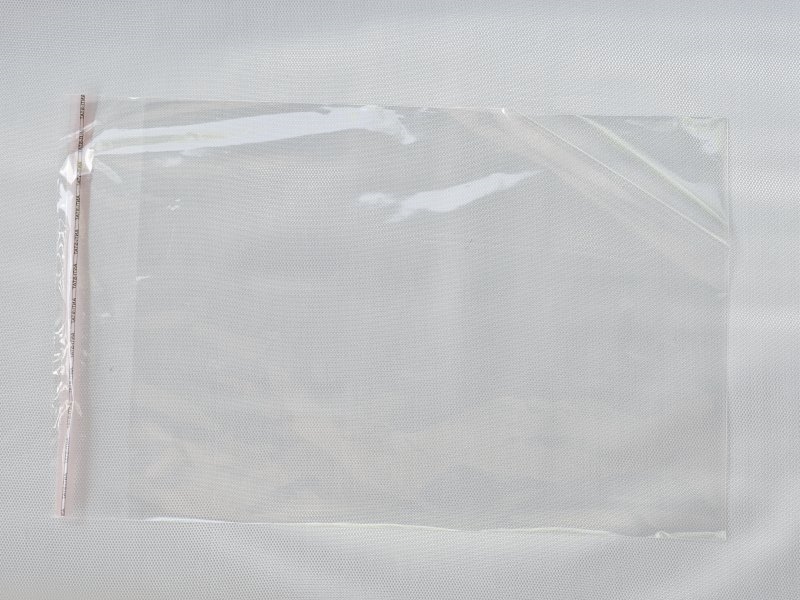 PLASTIC BAGS SELF-ADHESIVE 35/45 CM 100 PCS