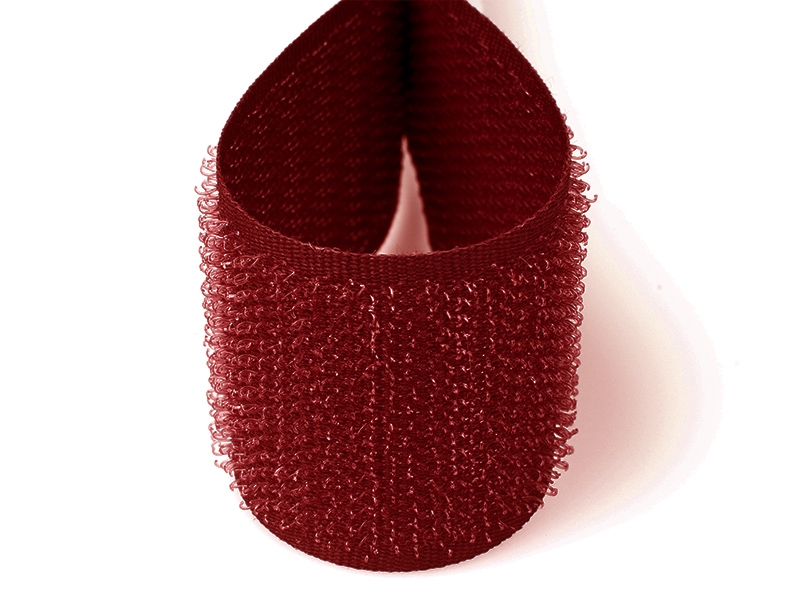 Zipová páska bordó 048 polyester/nylon háček 25 m Zipová páska bordó 048 polyester/nylon háček 25 m