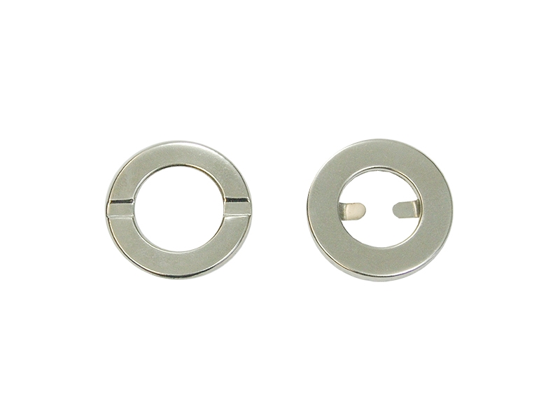 ÖSE AUS METALL MIT LASCHEN 15 MM NICKEL 500 ST