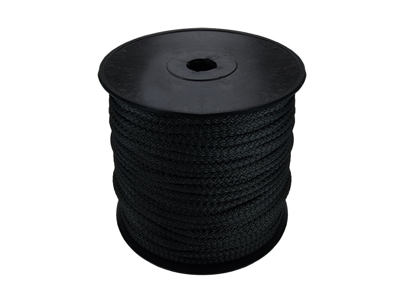 Sznurek poliestrowy  6 mm czarny (580)