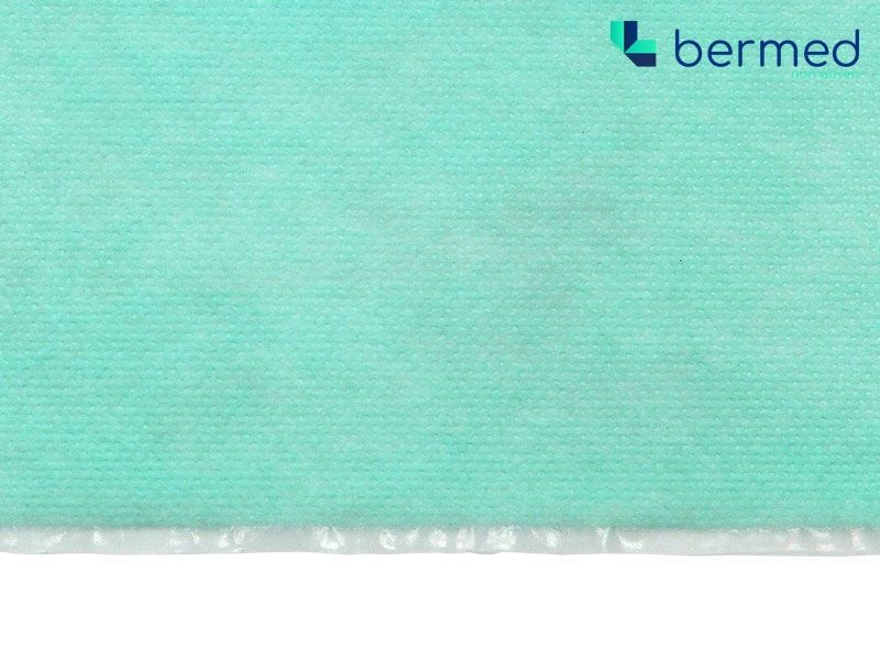 Bermed Laminat medyczny ochronny 53 g/m2 zielony (EN 14126) 500 mb