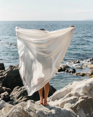 100 % COTTON  FABRIC WEISS 140 CM
