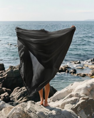 100 % BAVLNA FABRICKÝ ČERNÁ 145 CM