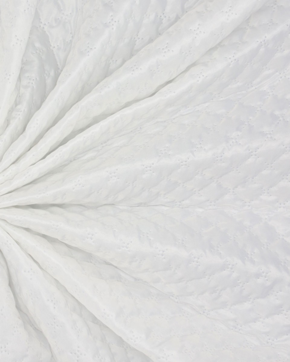 QUILTED  POLYESTER  LINING FABRIC SNOWFLAKE&nbsp180T (501)  WHITE 150 CM