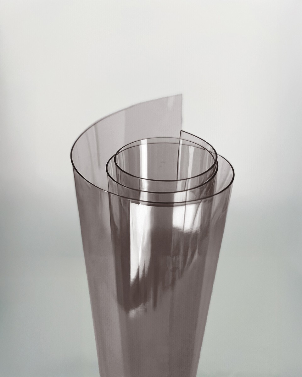 Folia PCV techniczna przezroczysta brązowa 0,50 mm Folia PCV techniczna przezroczysta brązowa 0,50 mm