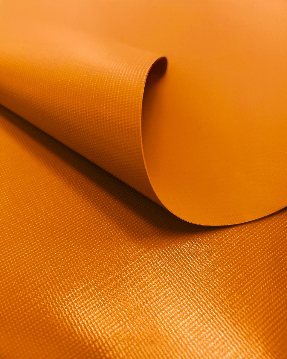 Polyesterová plachtovina tarpaulin 380 g/m² (523) oranžová Polyesterová plachtovina tarpaulin 380 g/m² (523) oranžová