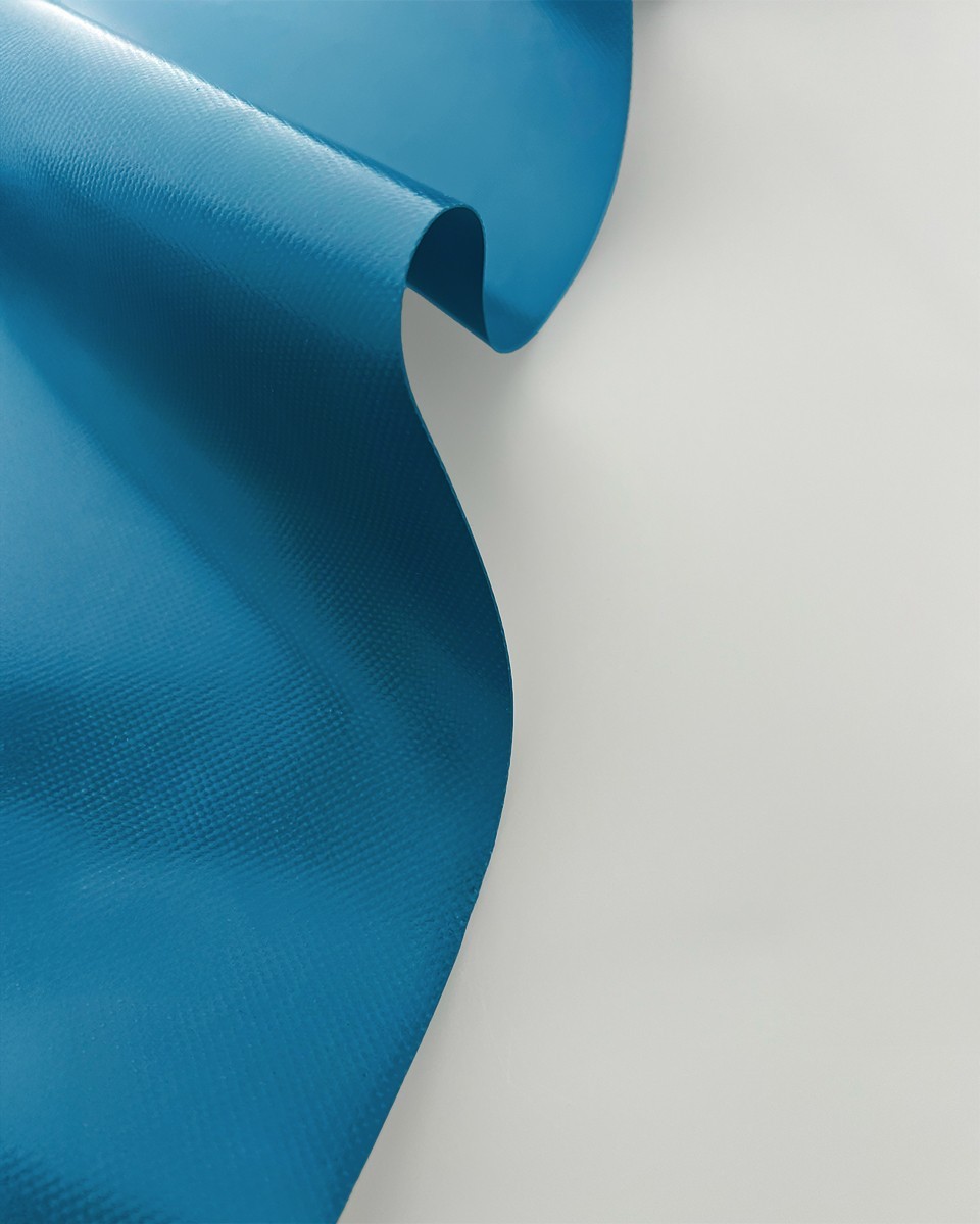 Polyester tarpaulin fabric 630 g/m² (918) blue