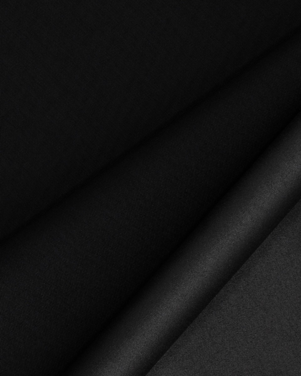 STOFF CORDURA® 1000D SCHWARZ 580 150 CM LM STOFF CORDURA® 1000D SCHWARZ 580 150 CM LM