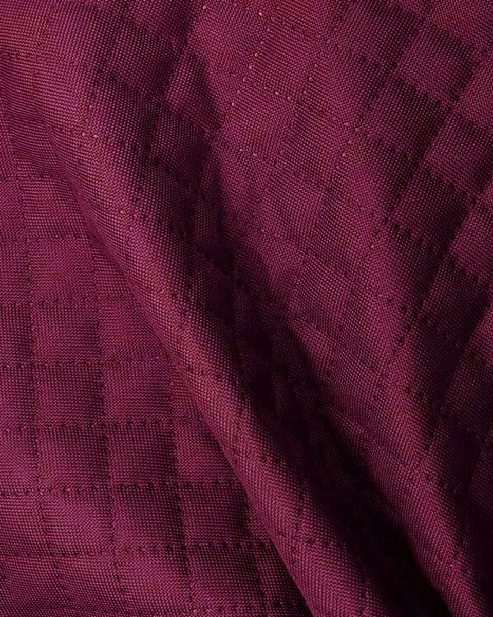 Quilted polyester fabric Oxford 600d pu*2 waterproof karo (525) maroon 160 cm Quilted polyester fabric Oxford 600d pu*2 waterproof karo (525) maroon 160 cm