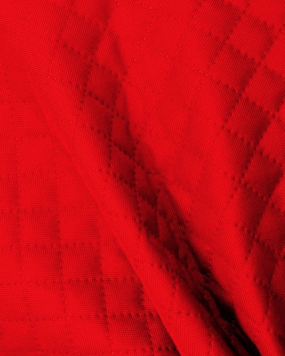 Polyester-steppstoff 600d pu-beschichtet karo rot 160 cm Polyester-steppstoff 600d pu-beschichtet karo rot 160 cm