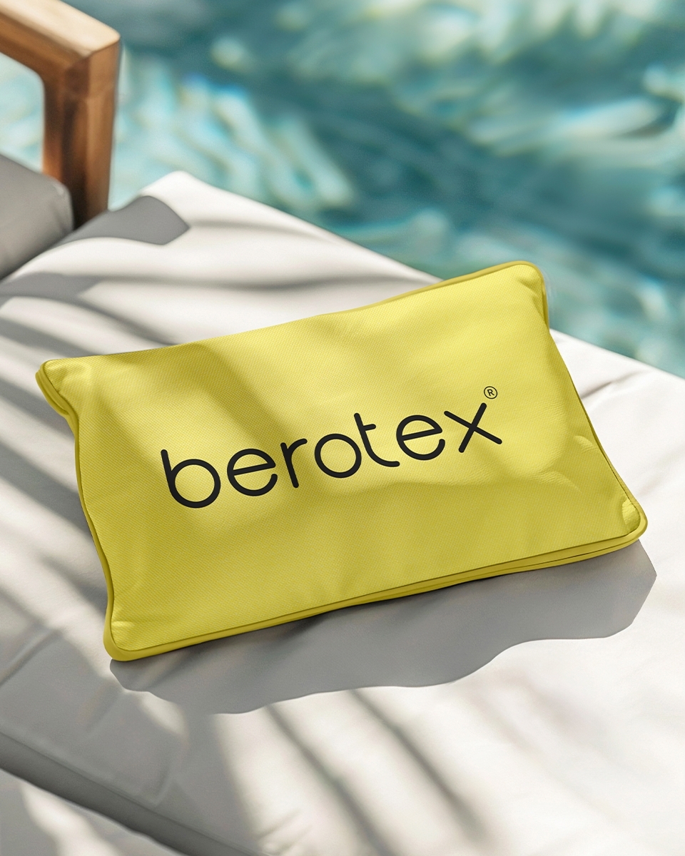 Polyester Oxford Fabric 500D PU (050) lemon Polyester Oxford Fabric 500D PU (050) lemon
