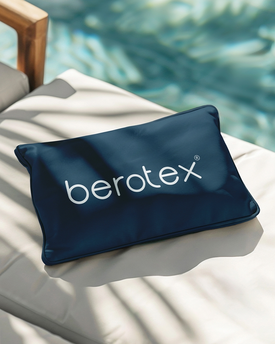 Polyester Oxford Fabric 500D PU (117) navy blue Polyester Oxford Fabric 500D PU (117) navy blue