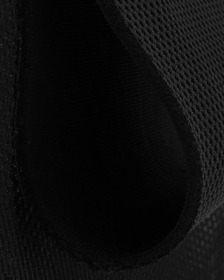 KNITTED MESH BLACK 210 G/M2 150 CM 25 MB