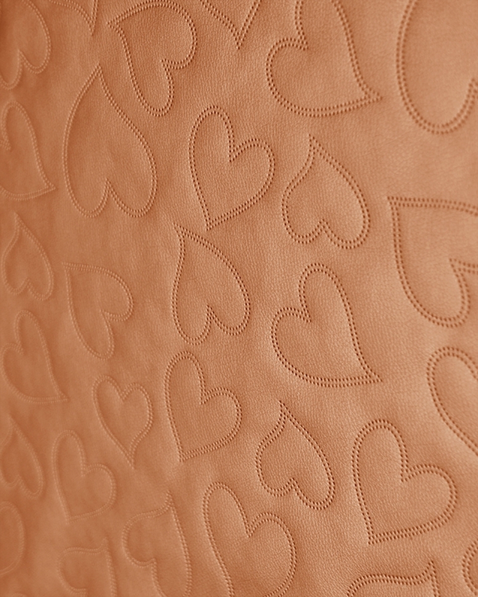 IMITATION QUILTED LEATHER HEARTS GOLD 140 CM 1 MB