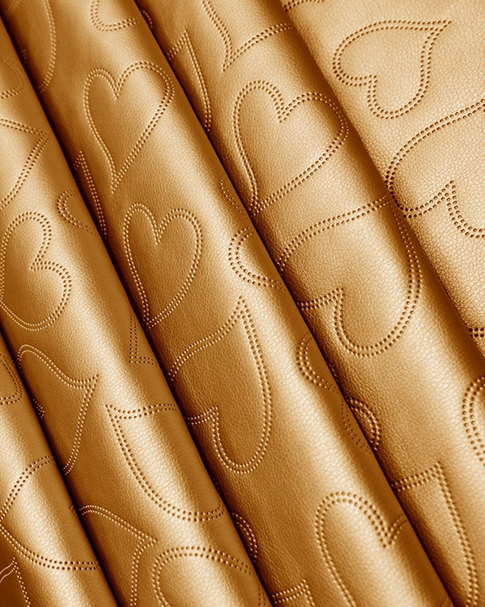 IMITATION QUILTED LEATHER HEARTS YELLOW GOLD 140 CM 1 MB IMITATION QUILTED LEATHER HEARTS YELLOW GOLD 140 CM 1 MB
