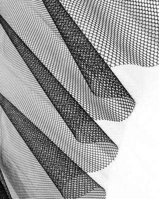 NETZ  SCHWARZ 110 G/M2 160 CM 100 LM
